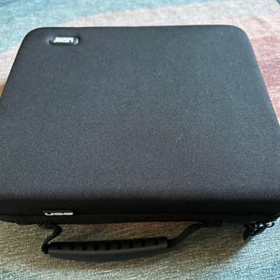 Novation Circuit Tracks Groovebox with Case image 3