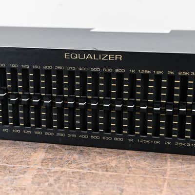 Altec Lansing 1753A 28-Band 1/3-Octave Equalizer CG0092H image 3