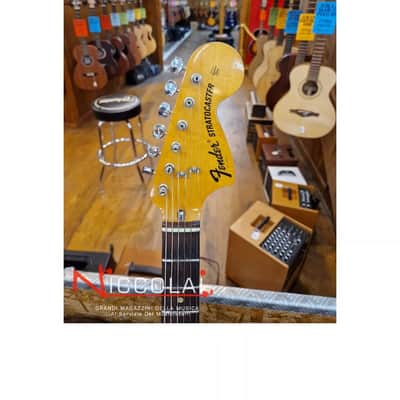 Fender Stratocaster 3-Color Sunburst 1975 Ex Demo image 8