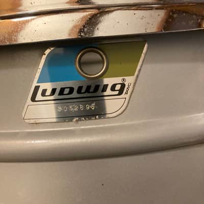 Ludwig Acrolite 5x14" 8-Lug aluminum snare drum, early 80's image 2