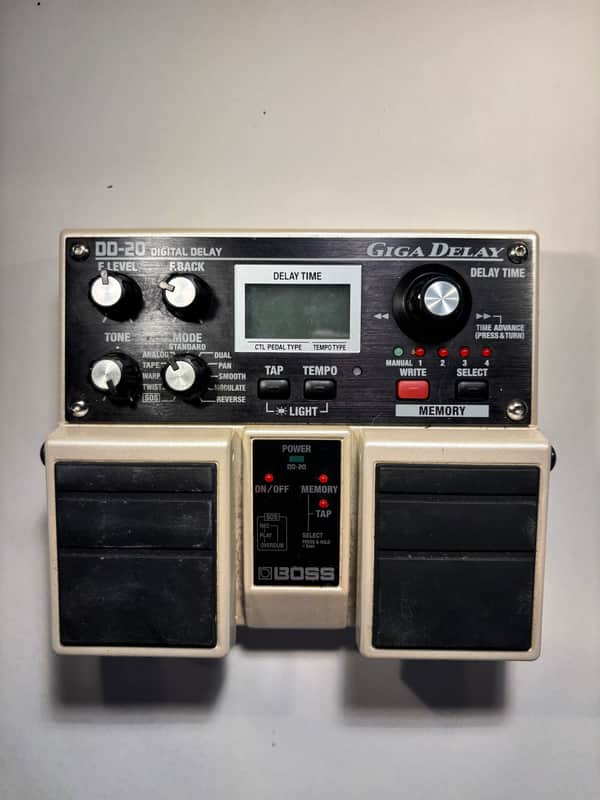 Boss DD-20 Giga Delay 2005 - Present - White image 1