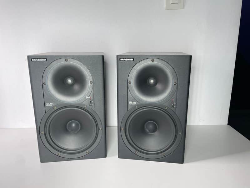 Mackie HR824 1997-2007 - Black Bild 1
