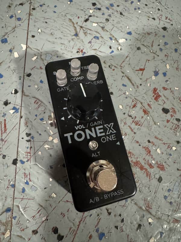 IK Multimedia ToneX One