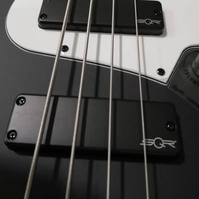 Squier Contemporary Action Jazz Bass HH Flat Black image 5