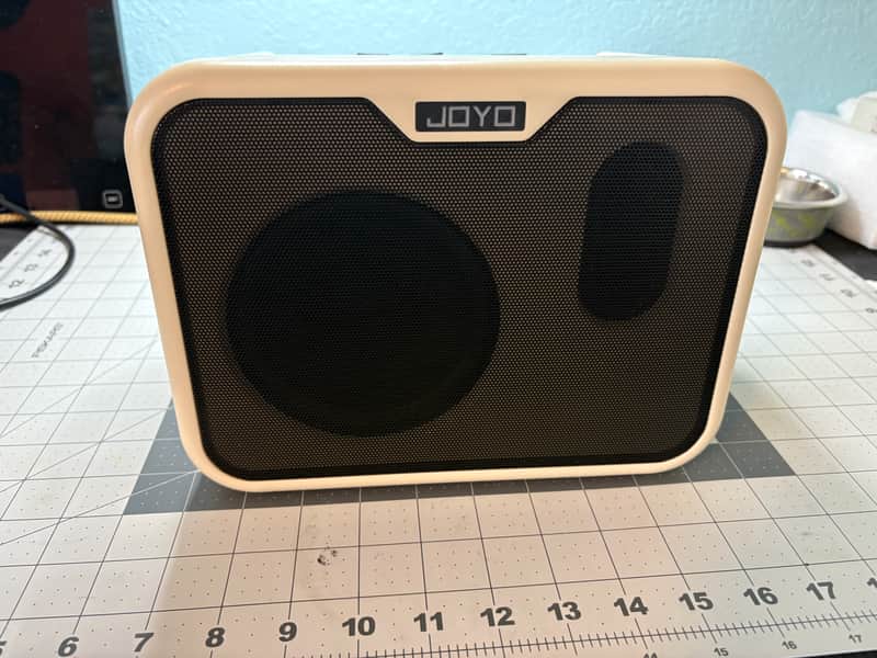 JOYO 10W Mini Bass Amp Bass Guitar Practice Amp image 1