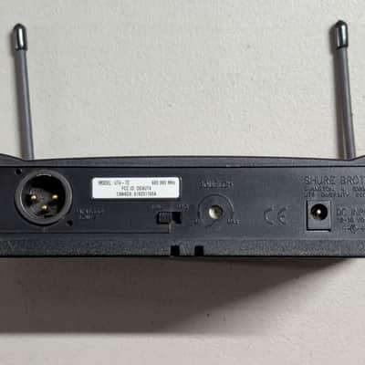 Shure UT4-TC Wireless Receiver UHF Bodypack Receiver – 603.900 MHz – Powers On image 4