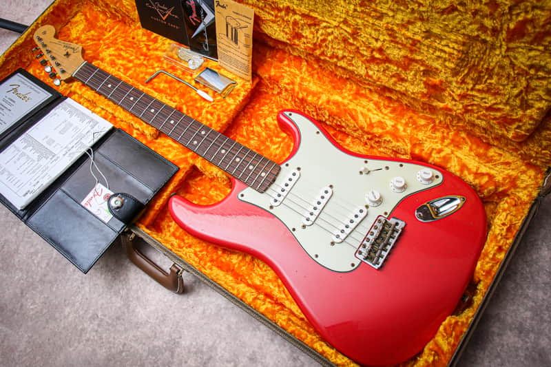 FENDER USA Custom Shop '63 Reissue Stratocaster Journeyman Relic "Fiesta Red" (2022) image 1