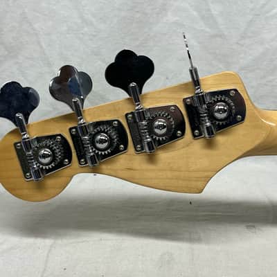Fender Jazz Bass J-Bass 4-String MIM- Made in Mexico Electric Bass image 8