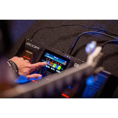 Zoom G6 Multi-Effects Processor with FP02M Expression Pedal for Guitarist image 16