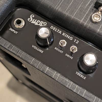 Supro 1822R Delta King 12 15-Watt 1x12 image 2