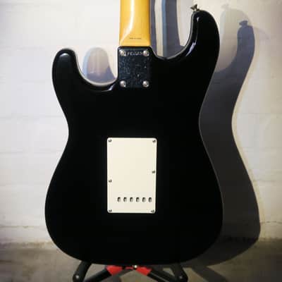 Fender Stratocaster Black 1991 Kurt Cobain Vandalism Strat Japan Seymour Duncan Electric Guitar image 20