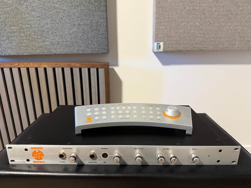 Dangerous Music MONITOR ST Remote-Controlled Stereo Monitor Controller 2005 - 2020 - Silver image 1
