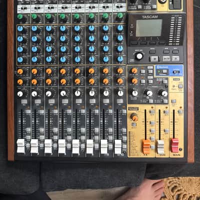 TASCAM Model 12 2024 - Mint image 1