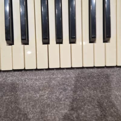 Novation Launchkey 49 - MIDI Keyboard Controller - 49-Key - Fair image 10