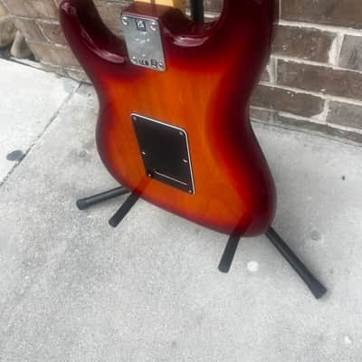 Fender Player Strat Plus TOP MN 2023 - Cherry Burst image 7