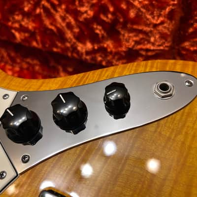 Fender Jazz Bass Select Series 2012 - Amber bust Flamed maple image 6