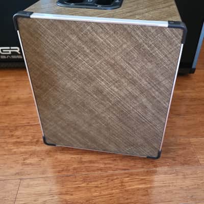 GR Bass NF 110 350 ACT | 350 watt 4 ohm Powered Cabinet - Natural Fiber image 3
