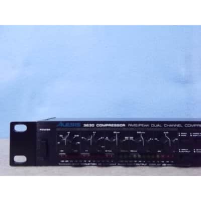 Alesis 3630 Dual-Channel Compressor / Limiter with Gate image 2