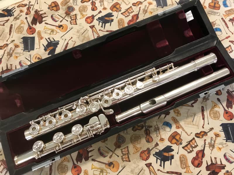 Yamaha YFL-774 Professional Open Hole, Solid Silver B-Foot Flute - Solid Silver image 1