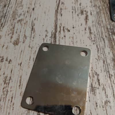 Squier by Fender Bolt Plate Nickel image 2