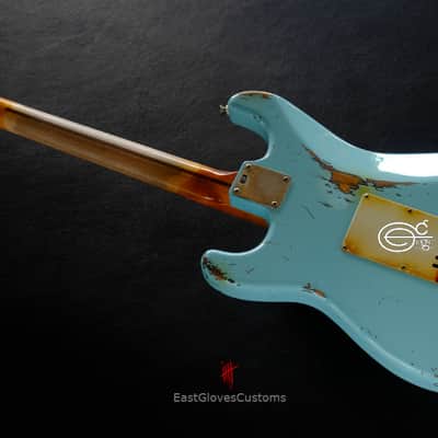 Fender Stratocaster  ST57- US SBL Sonic Blue Made in Japan Medium Aged Relic  RARE image 12