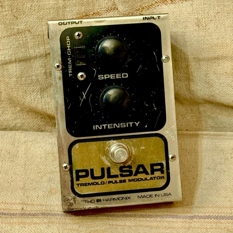 Electro-Harmonix Pulsar トレモロ エレハモ【動作確認済】 maxresdefault.jpg
