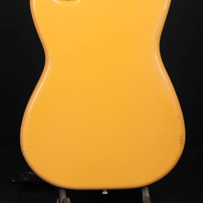 Fender Musicmaster 1961 - Tan/Desert Sand image 16