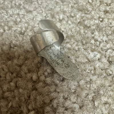 Perfect Touch Finger Pick Nickel Medium Wraparound Style image 2