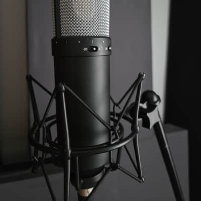 Universal Audio Sphere DLX Large Diaphragm Modeling Microphone 2023 - Present - Black image 2
