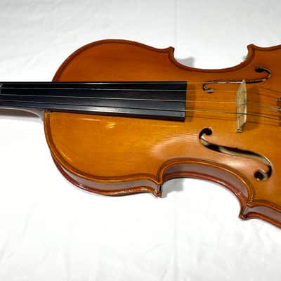 Cremona 4/4 Violin with Case, Bow, and Accessories - 1982 image 5