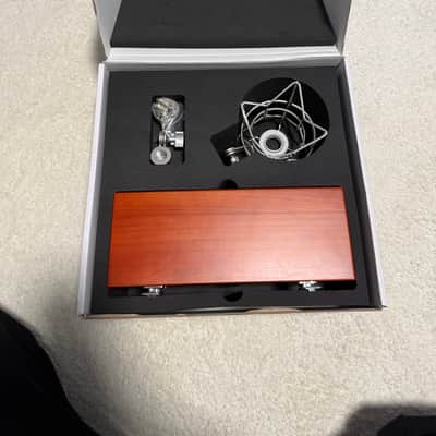 Warm Audio WA-87 R2 Large Diaphragm Multipattern Condenser Microphone 2020 - Present - Nickel image 10