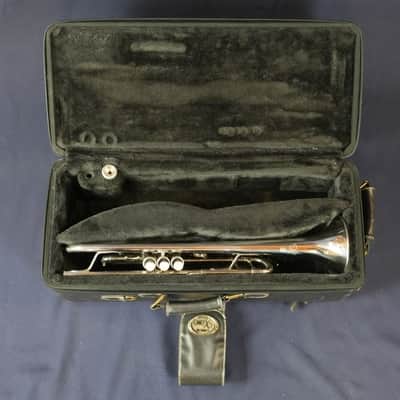 Yamaha YTR-8335 Xeno Trumpet w/Case - Used image 13