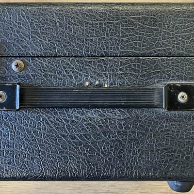 Roland RE-201 Space Echo Tape Delay/Reverb Effects Unit image 2