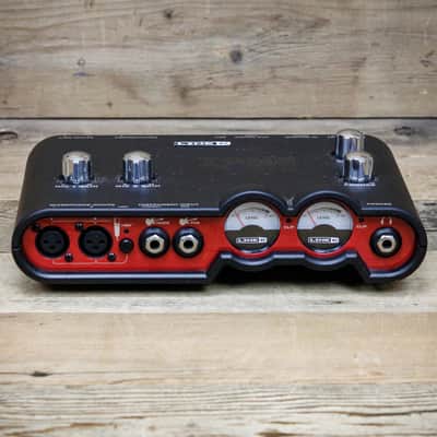 Line 6 TonePort UX2 USB Audio Interface