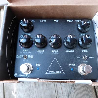 Keeley Dark side pedal in original box image 3