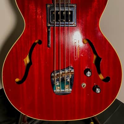 Guild Starfire Bass 1967 - Cherry Red image 2