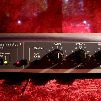 Near Mint Aphex 661 Expressor Tube Compressor High-End Studio Quality! imagen 6
