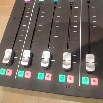 RODE RODECaster Pro Integrated Podcast Production Studio 2018 - Present - Black image 3