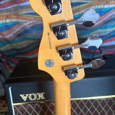 Fender Select Precision Bass 2012 - 2-Color Sunburst image 8