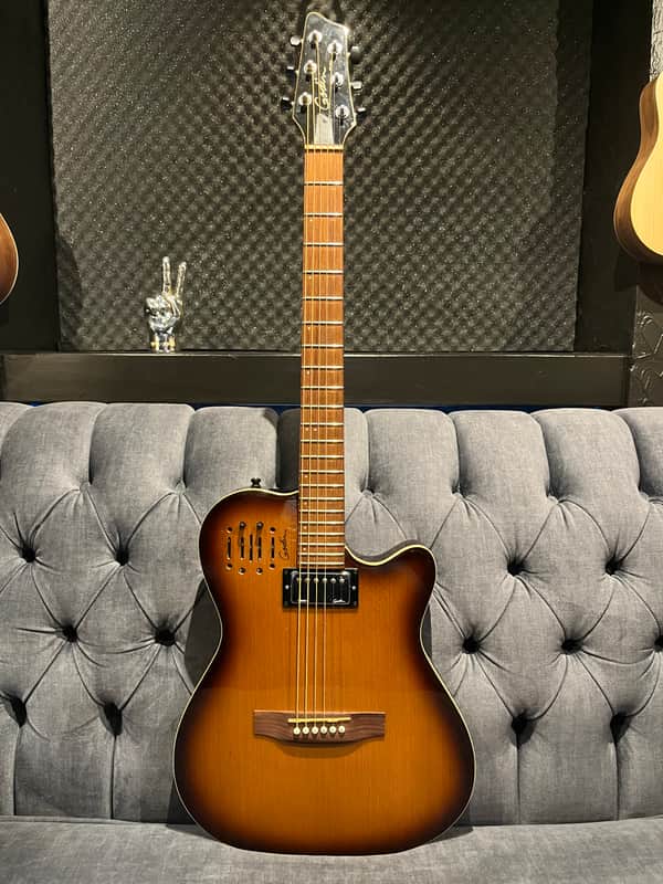 【ハードケース付】 Godin A6 Ultra cognac burst ハードケース付】 Godin A6 Ultra cognac burst ハードケース付