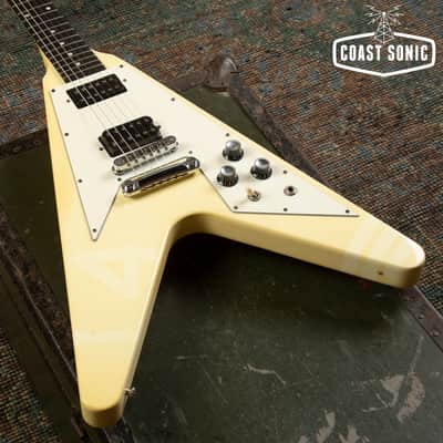 2000 Gibson Flying V '67 Reissue Alpine White w/ Case image 6