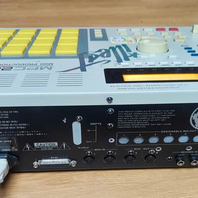 Akai MPC2000 MIDI Production Center 1997 - 2001 - Grey image 6