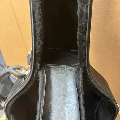 Esteve 4.5" Depth & 40.5" Length 4/4 Classical Guitar Case - Black image 4