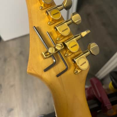 Washburn MG-70 Mercury Series 1992 - Vintage Sunburst image 9