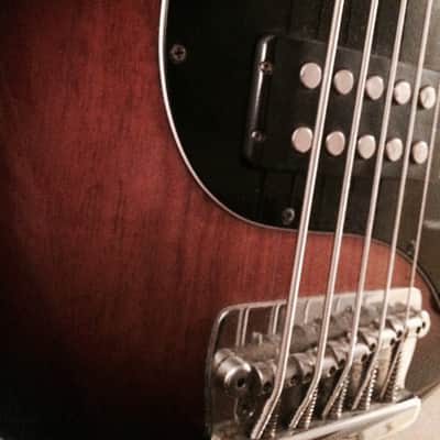 Ernie Ball Stingray V 2003 3 Tone Sunburst image 3
