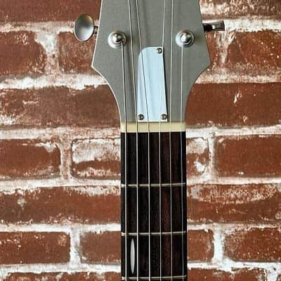Uma Jetson 2020/New, Dark Grey Metallic W/ Silver Anodized Guard, Iridescent Mojo Dual-Foil (Hum-Buc image 9