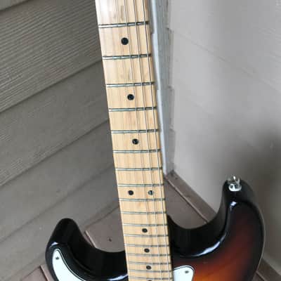 Fender USA Lefty Sunburst Stratocaster Early 90's With HSC image 4