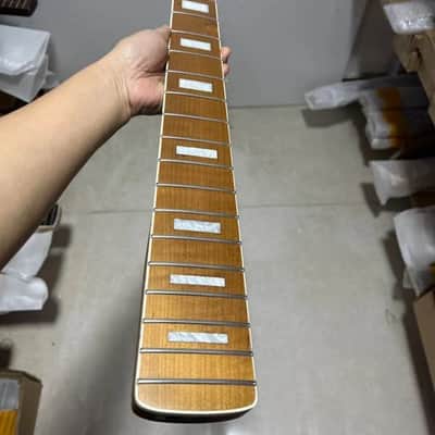 Roasted Maple Wood 5 String Bass Neck, 20 Frets Fingerboard image 7