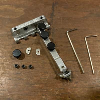 Tremol-No Pin Type BP-2005-010 Tremolo Lock image 3