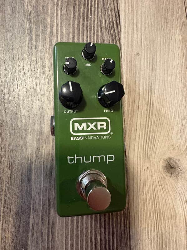 MXR M281 Thump Bass Preamp